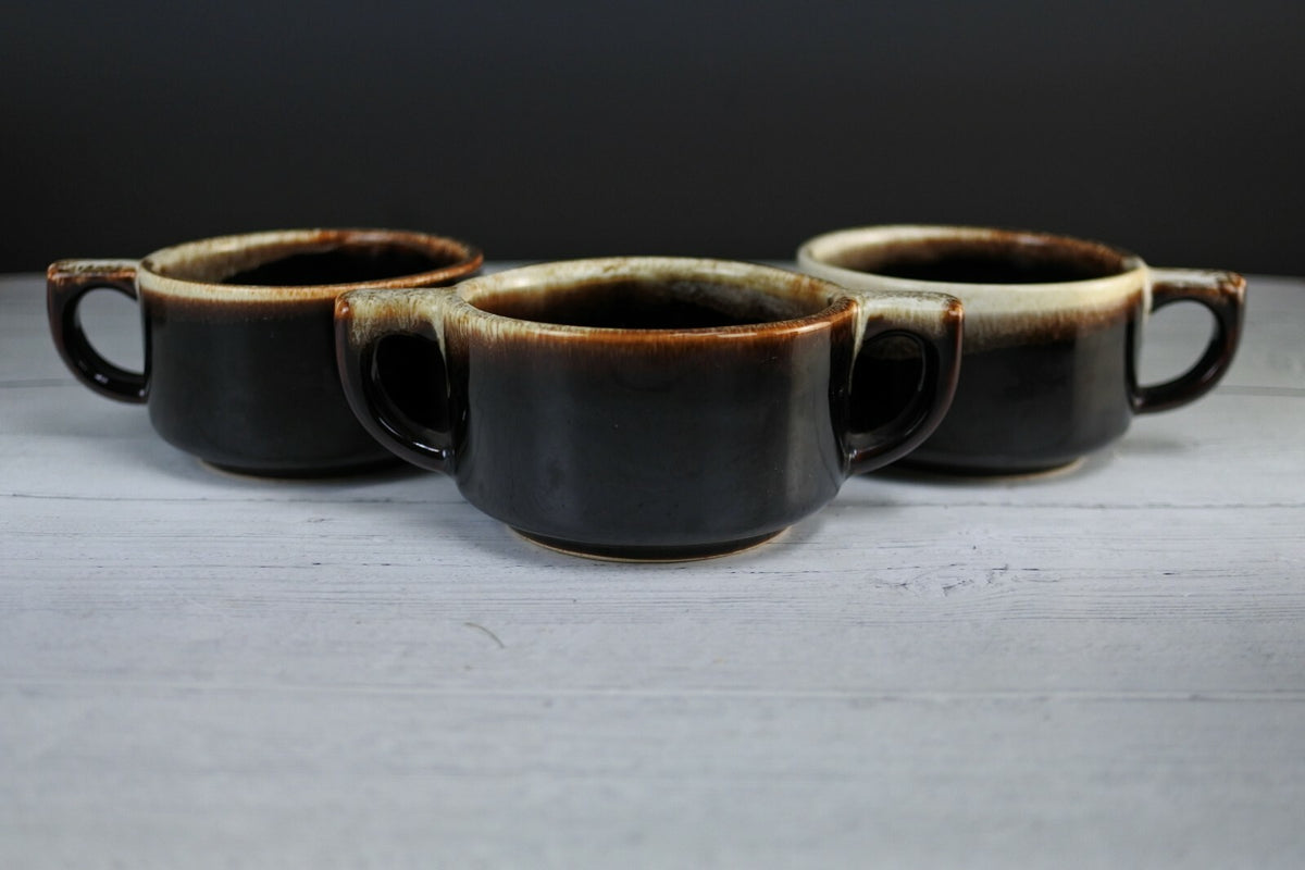 Pfaltzgraff Vintage Brown Drip Stoneware Pair Of Mugs And Cream Soup Mug