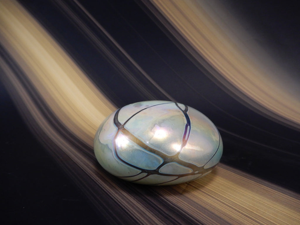 Vintage Gary Levay Hand Blown Iridescent Art Glass Paperweight Signed
