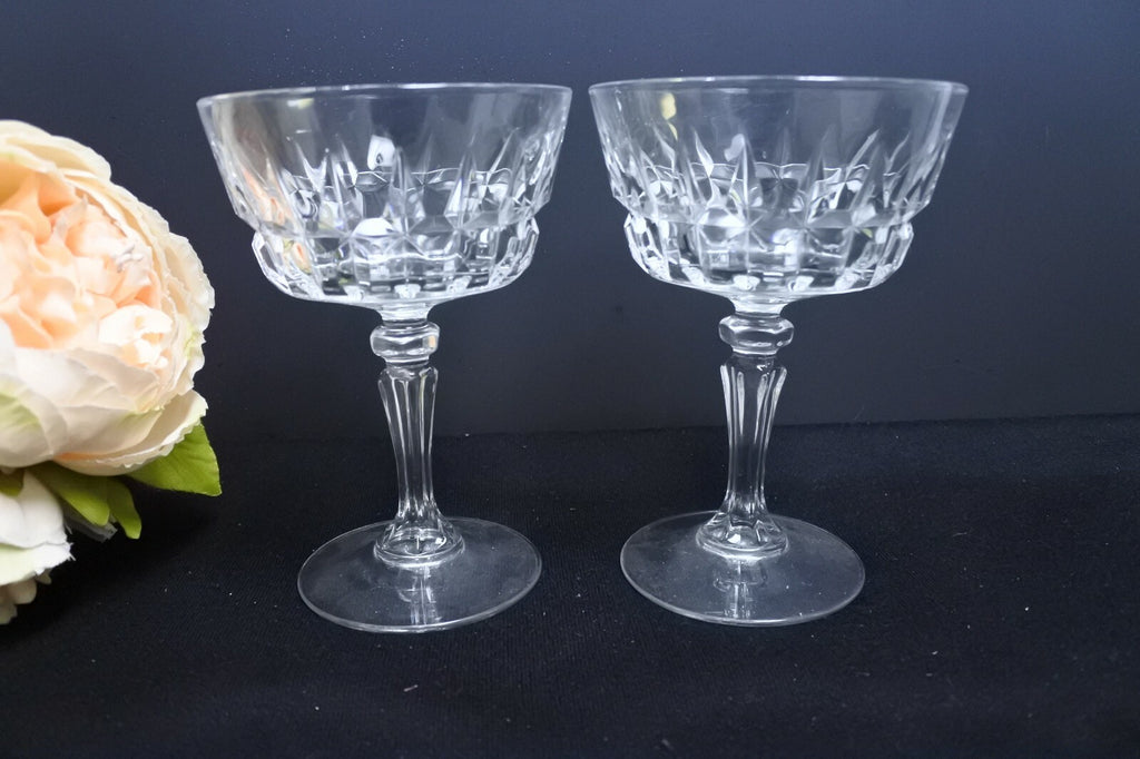 Set Of 4 Glass Dessert/Sherbet Glasses