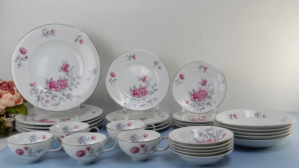 Set of 30 Pc. Vintage Meito Norleans China "Princess" 5 Place Setting NO SAUCERS