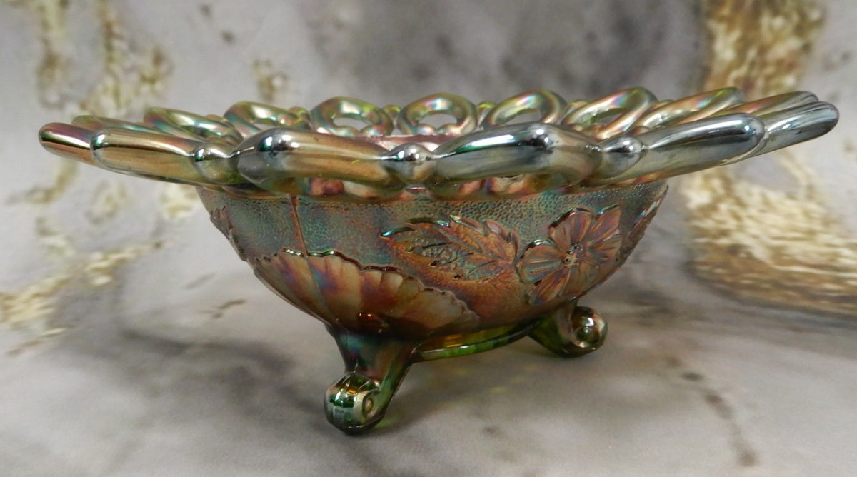 Beautiful Northwood Carnival Glass Wild Rose Open Edged Bowl