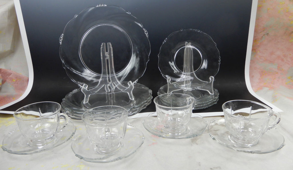 16 Pieces 4-Piece Set for 4 Place Setting in Heisey Waverly Pattern