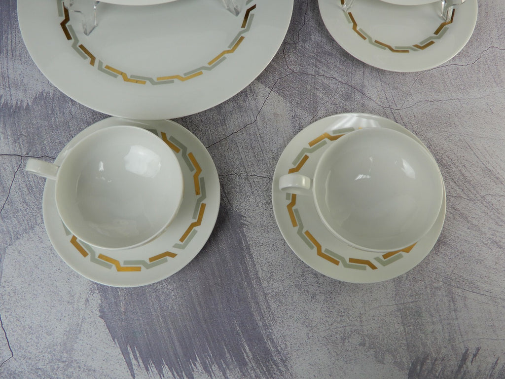 Vintage Iroquois Inheritance China GRECIAN GOLD 4 Piece Place Settings for 2