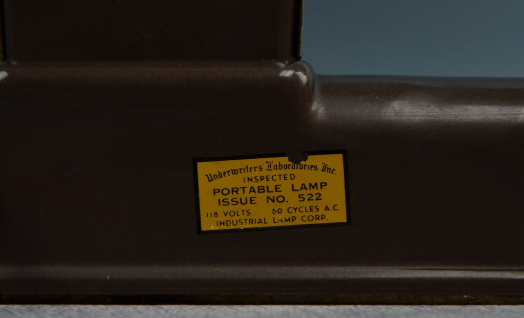 Vintage Underwriters Laboratories Inc. Bankers Lamp Brown Metal ~ 118 VOLTS
