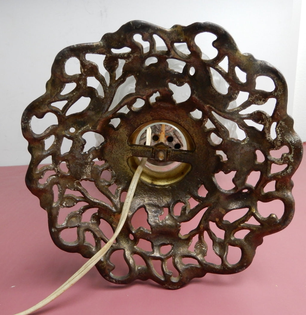 Circa 1900-1905 Pittsburgh Regal Iris Parlor Electrified Lamp w/mismatched shade