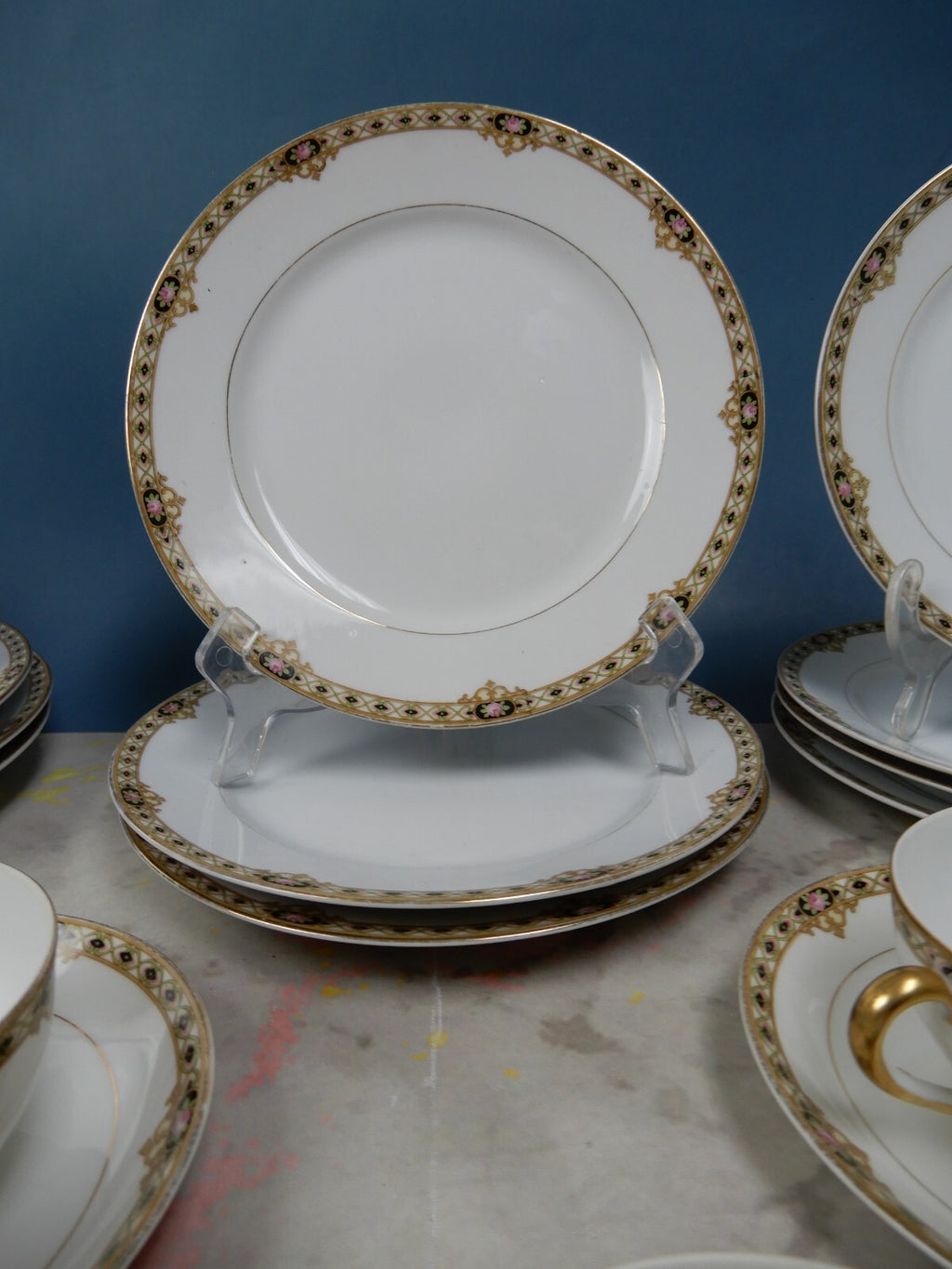 19 Piece Vintage Noritake Morimura "THE CEYLON"  Service for 4 Place Setting