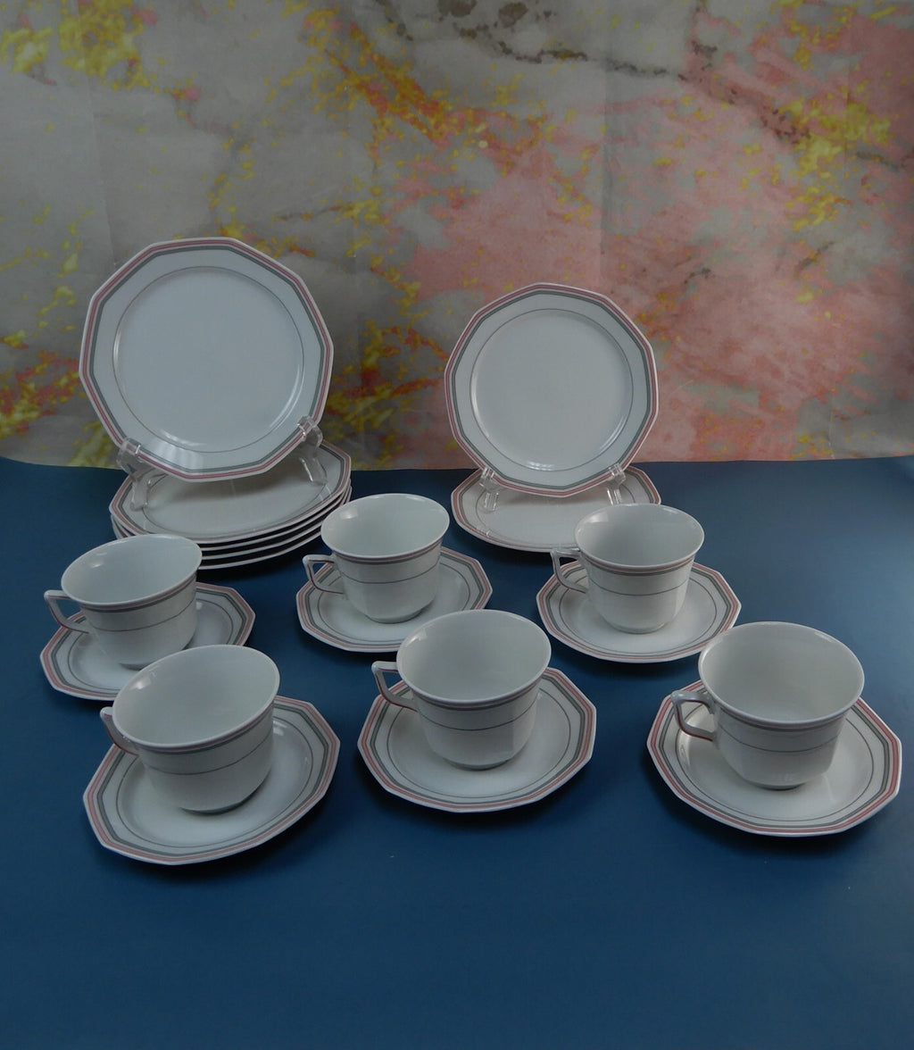 19 Piece Winterling Marktleuthen Bavaria Decor Spülmaschinenfest W/Stripes