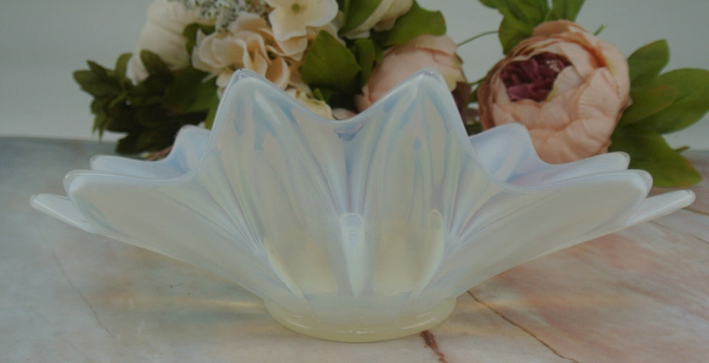 Fostoria Heirloom White Opalescent Art Glass Candle Holder