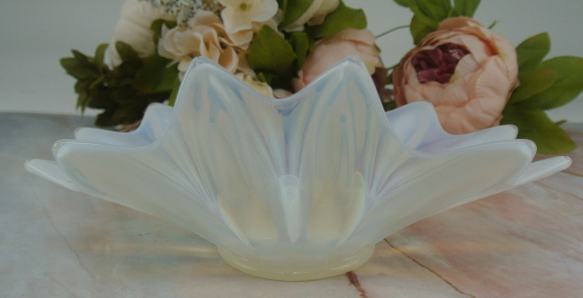 Fostoria Heirloom White Opalescent Art Glass Candle Holder