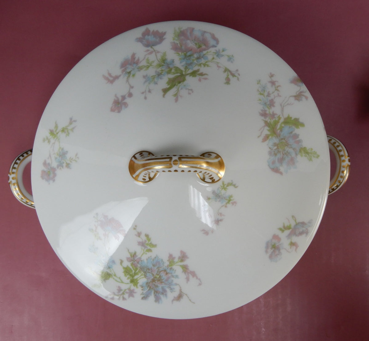 Theodore Haviland Limoges Schleiger 79~ Lidded Round Serving Bowl