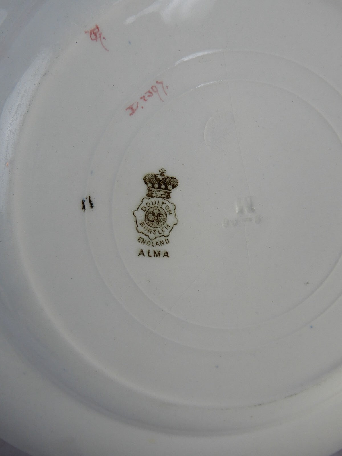 Antique Doulton Burslem ALMA Hunting Thomson Plate 10-1/4" Diameter D.2397