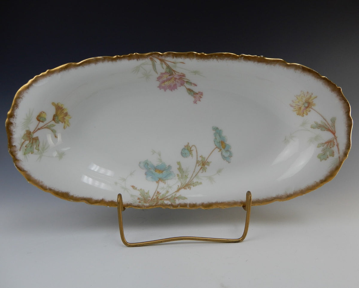 Antique T & V France Tressemann & Vogt Limoges Oval 13-1/2" Dish