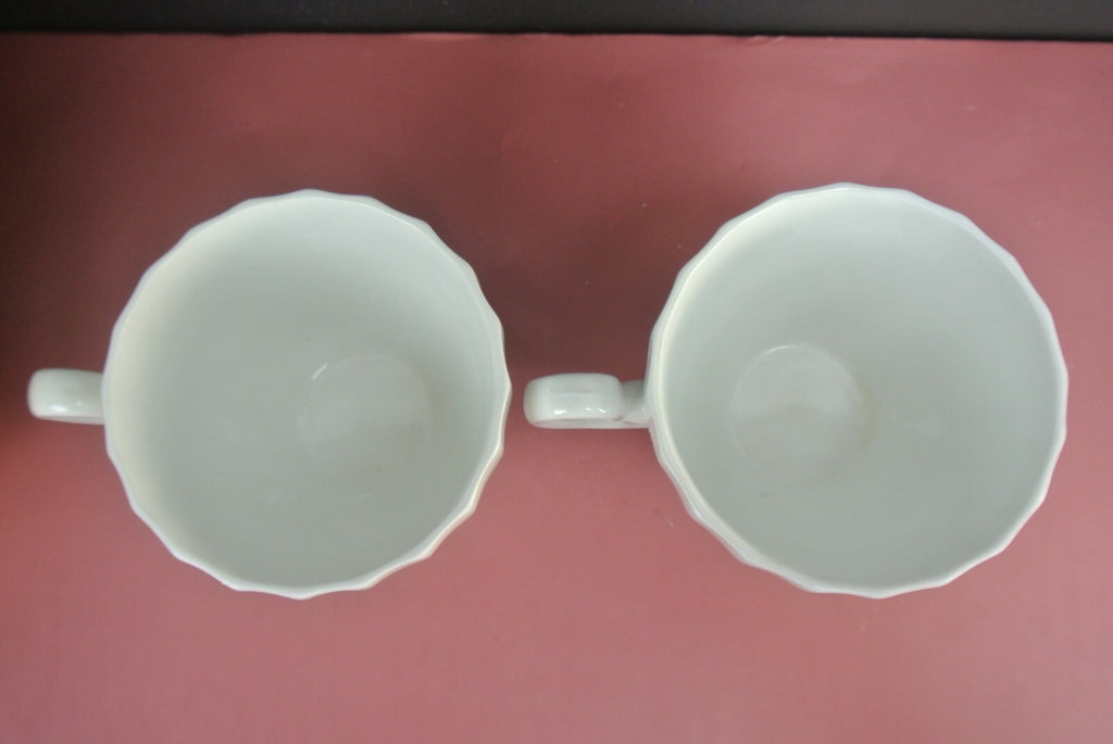 Mismatched Set Of Johnson Bros. Ironstone Dinnerware 6 Pieces