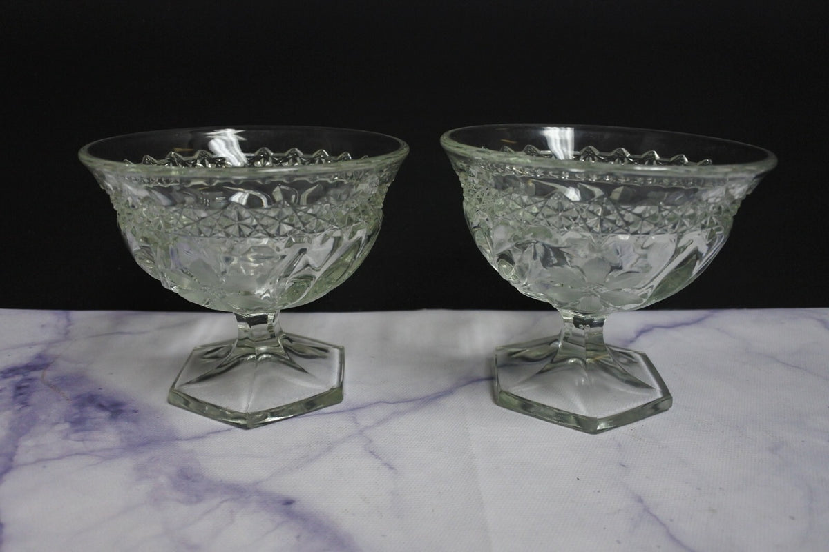 Lot Of 5 Mckee Footed Pressed Glass sherbet glasses With Etched Daisies