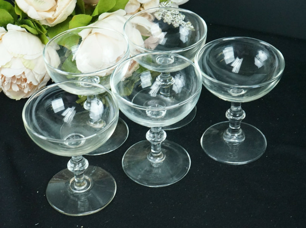 Set of 5 Clear Glass Champagne /Sherbet Glasses Decorative Collection Home Decor