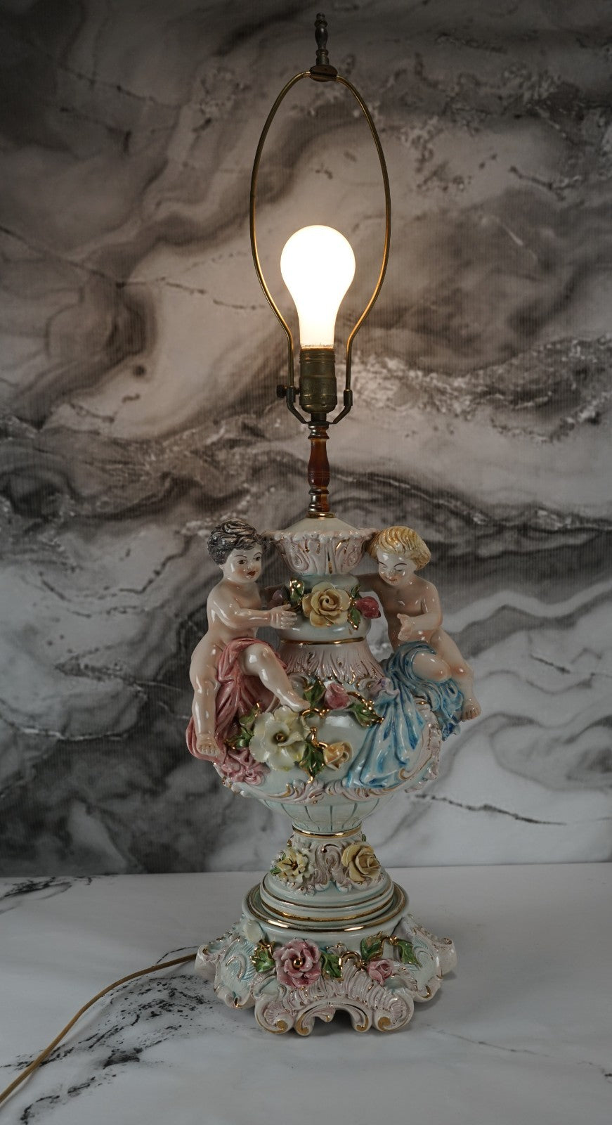 Vintage Porcelain Floral Capodimonte 3 way Light Italian Table Lamp w/Cherubs