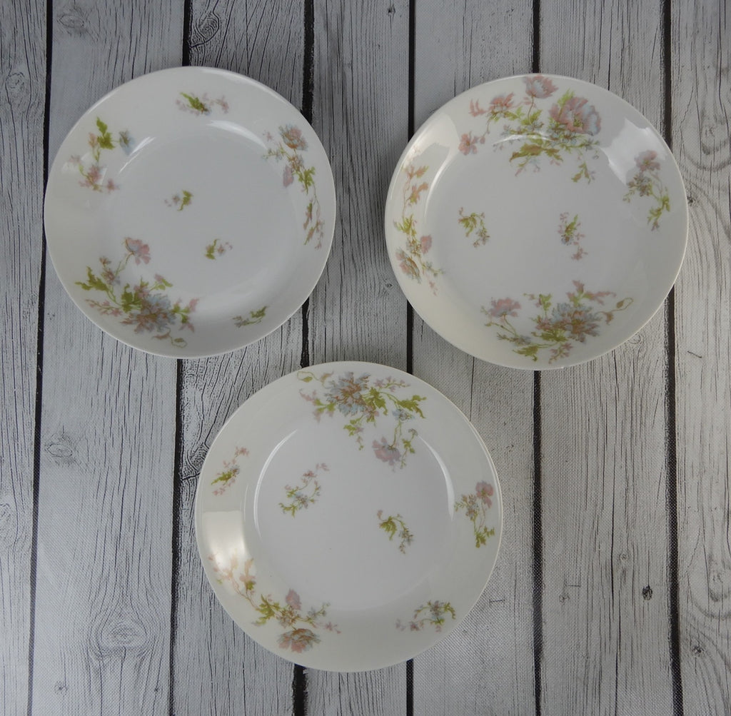 Vintage Haviland Limoges Schleiger 79 Set of 8 Pieces with CHIPS