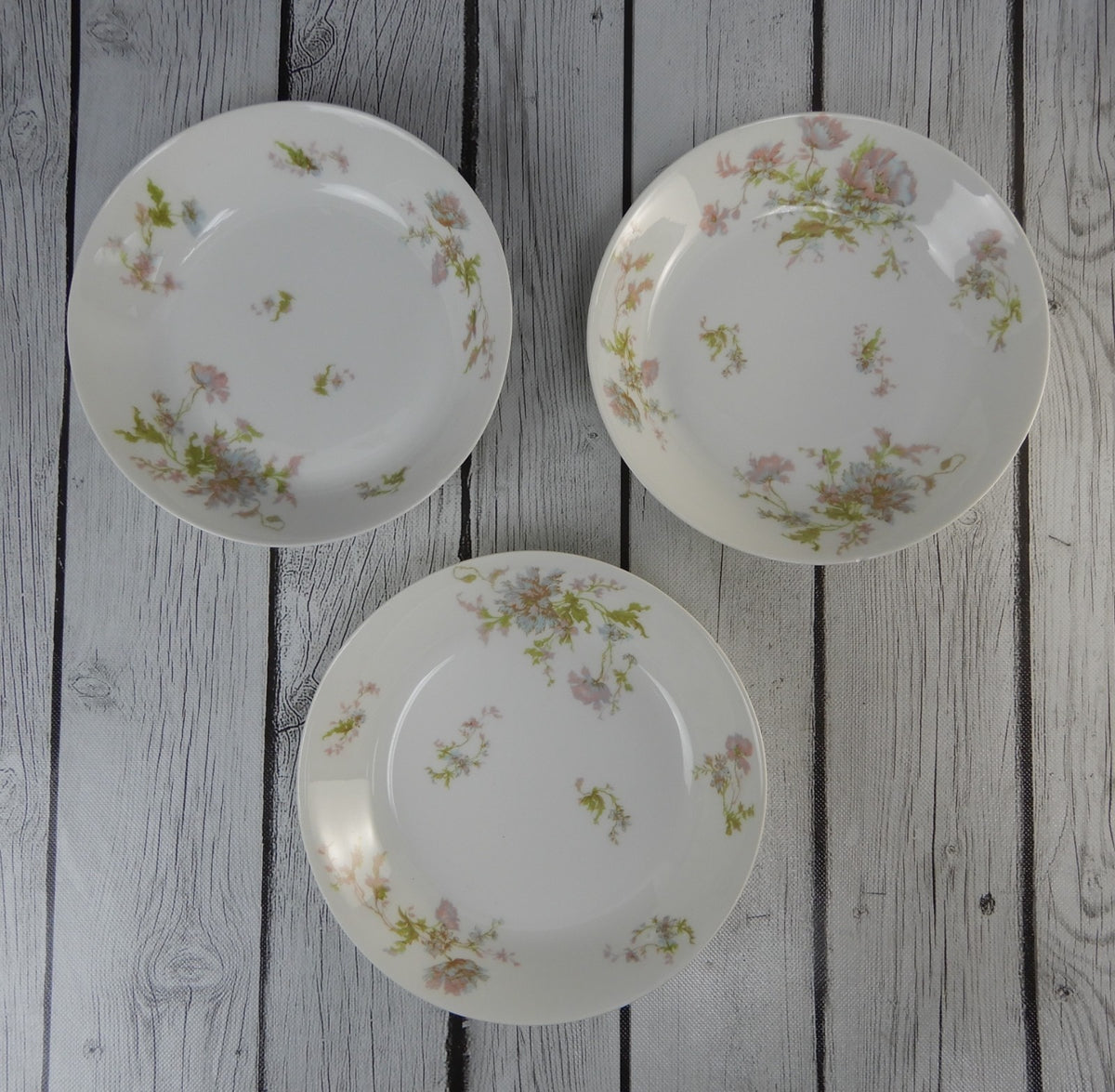 Vintage Haviland Limoges Schleiger 79 Set of 8 Pieces with CHIPS