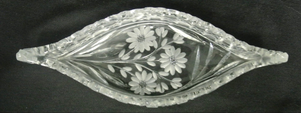 Antique American Cut Glass Boat Shaped Dish Daisy Buttons