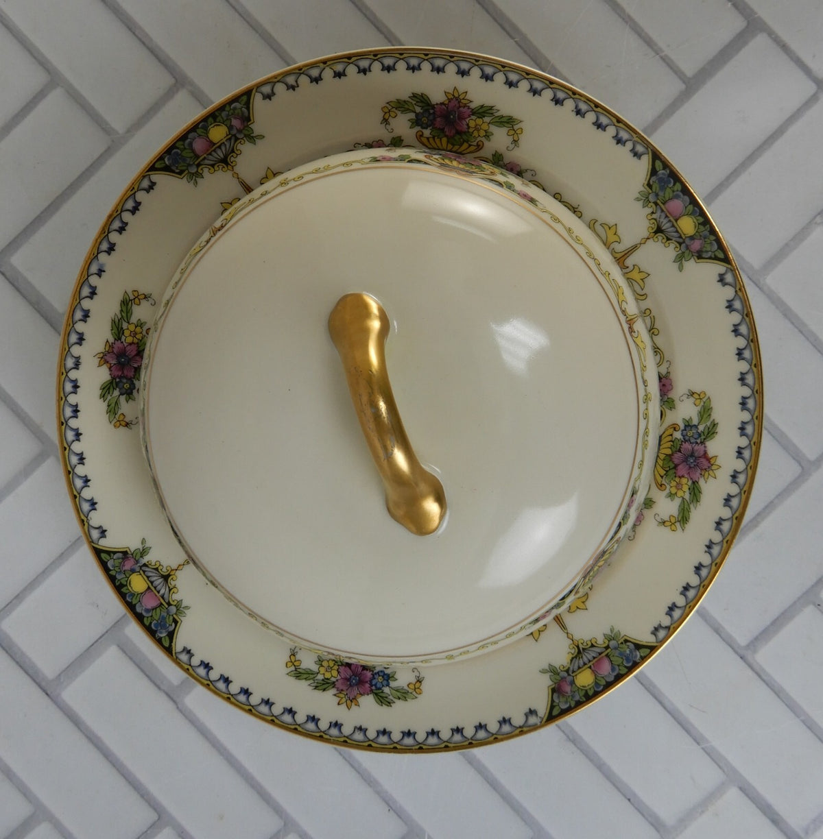 1920 Noritake China Ivory "Colonade" Round Covered Butter Dish
