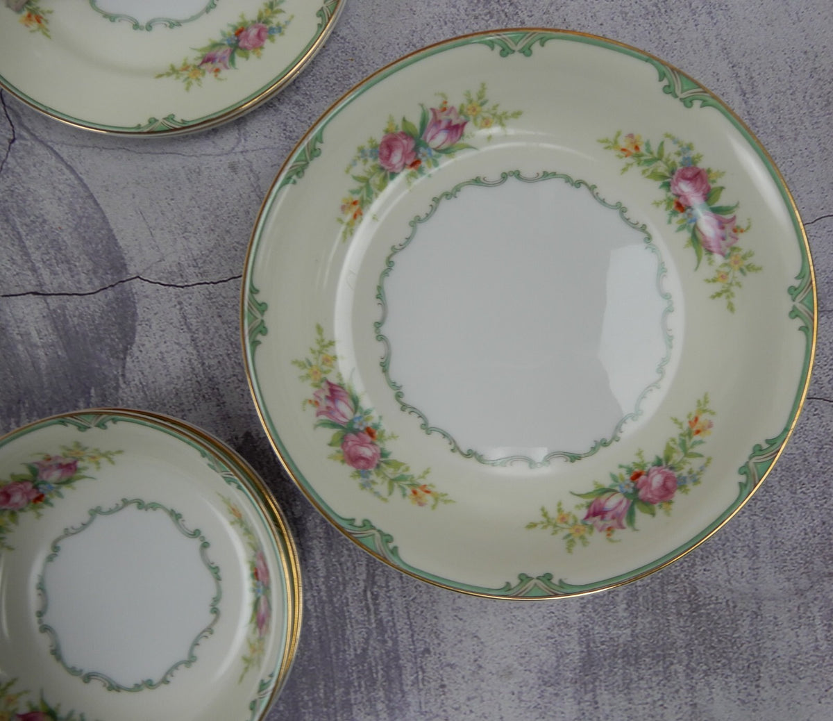 20 Piece Place Setting Vintage Morimura Fine China Made in Japan w/Roses