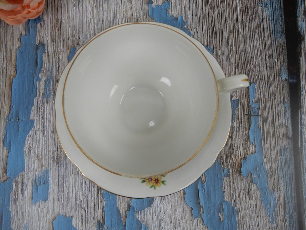 Vintage " Bouquet" Europa Fine Porcelain Trio Made In Czechoslovakia