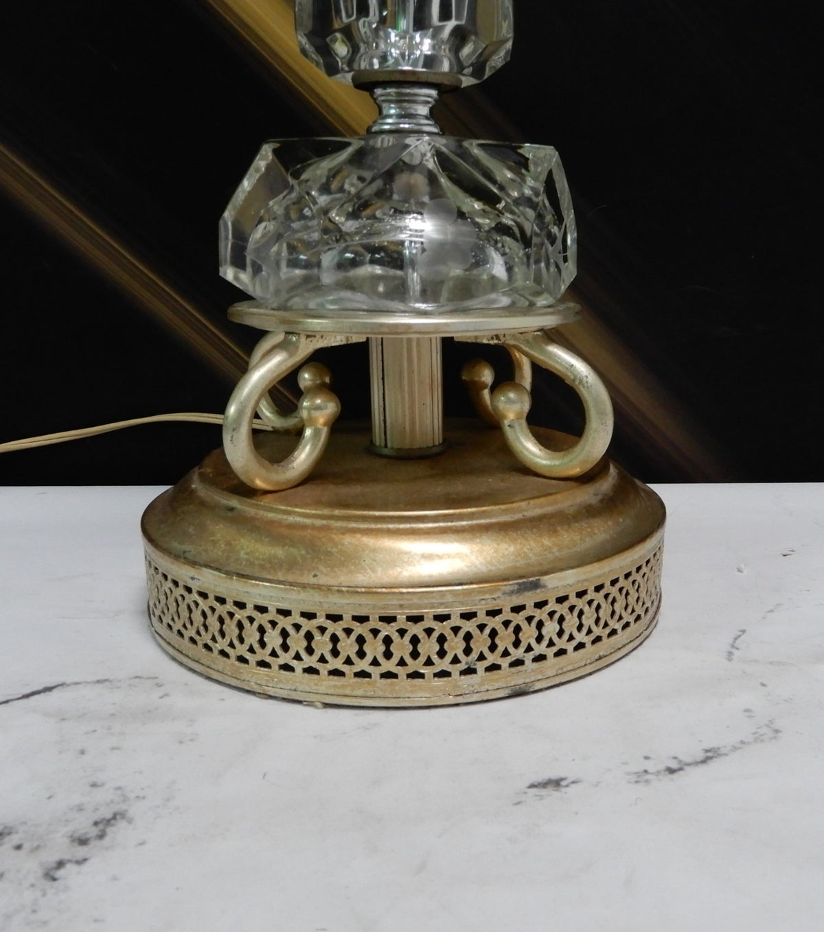 Vintage Lamp Clear Glass with Prisms Boudoir Table Mantle Lamp