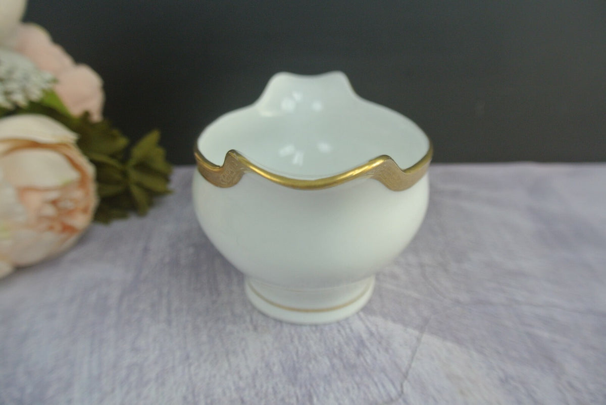 Vintage O&EG Royal Austria Greek Key Gold Trim Gravy Boat W/ Underplate