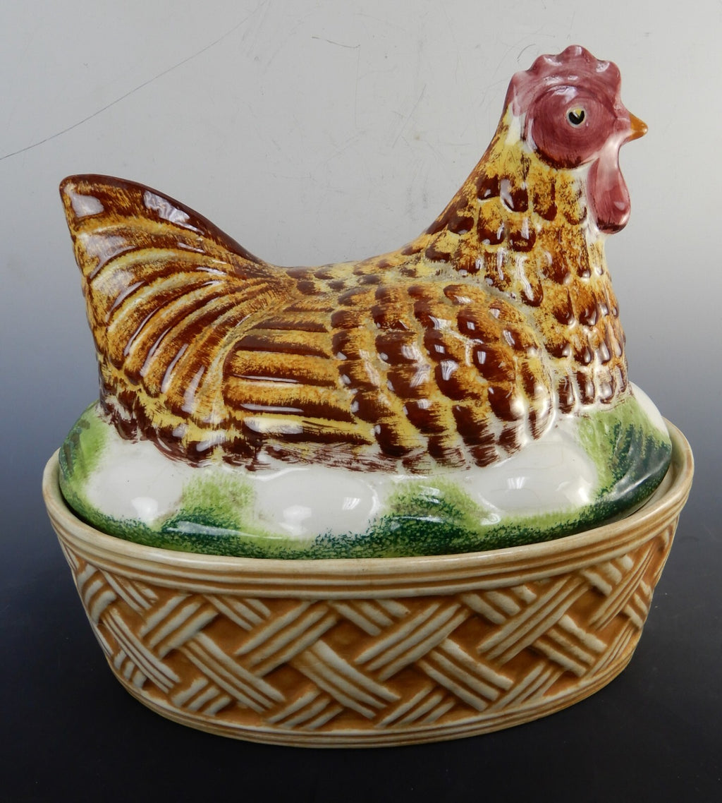 Ceramic Hen Laying Nest with Eggs From Los Angeles Pottery CA W/ CHIP~ 11-1/4" W