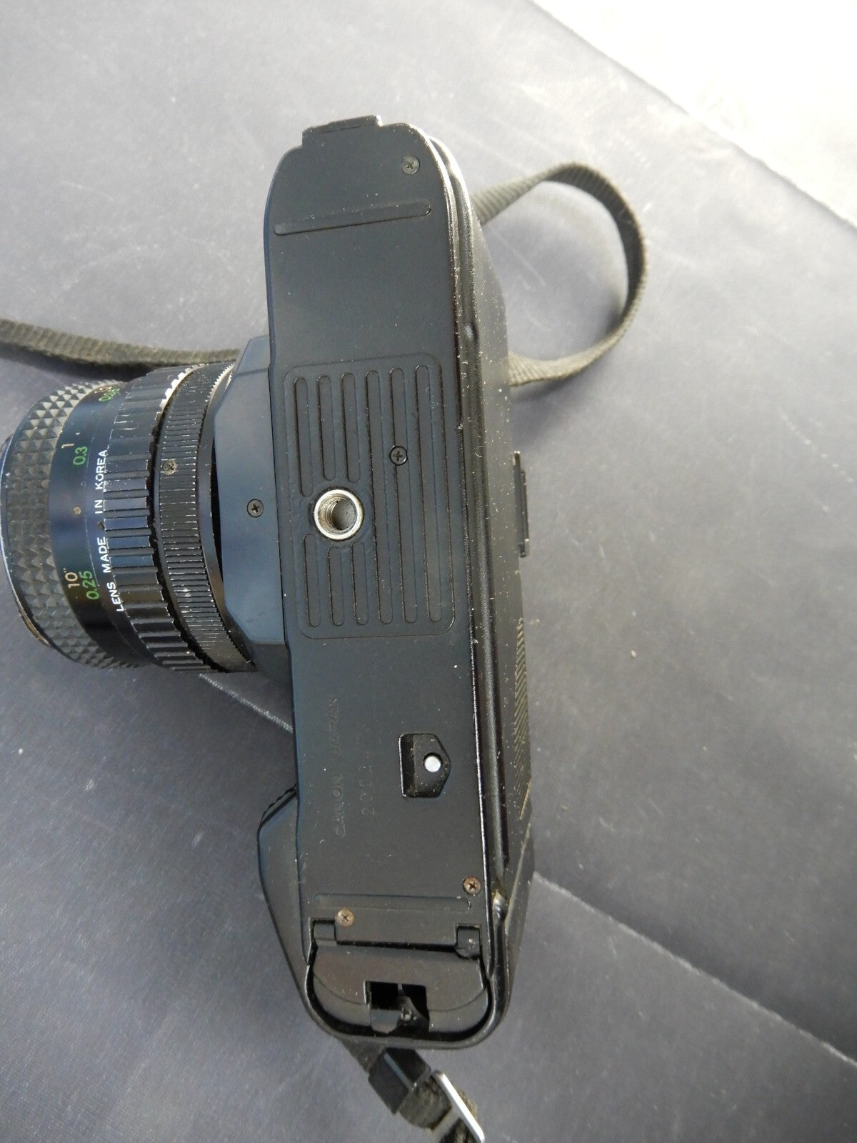Canon T50 35mm SLR Film Camera FOR PARTS OR REPAIR AS IS
